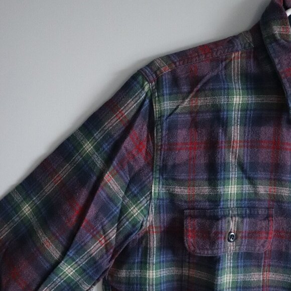 Abercrombie & Fitch Women's Sz M Plaid Flannel Buttoned Collar‎ T-Shirt Top - Picture 3 of 14